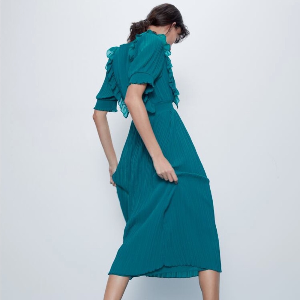 ❌ - Picture 7 of 14